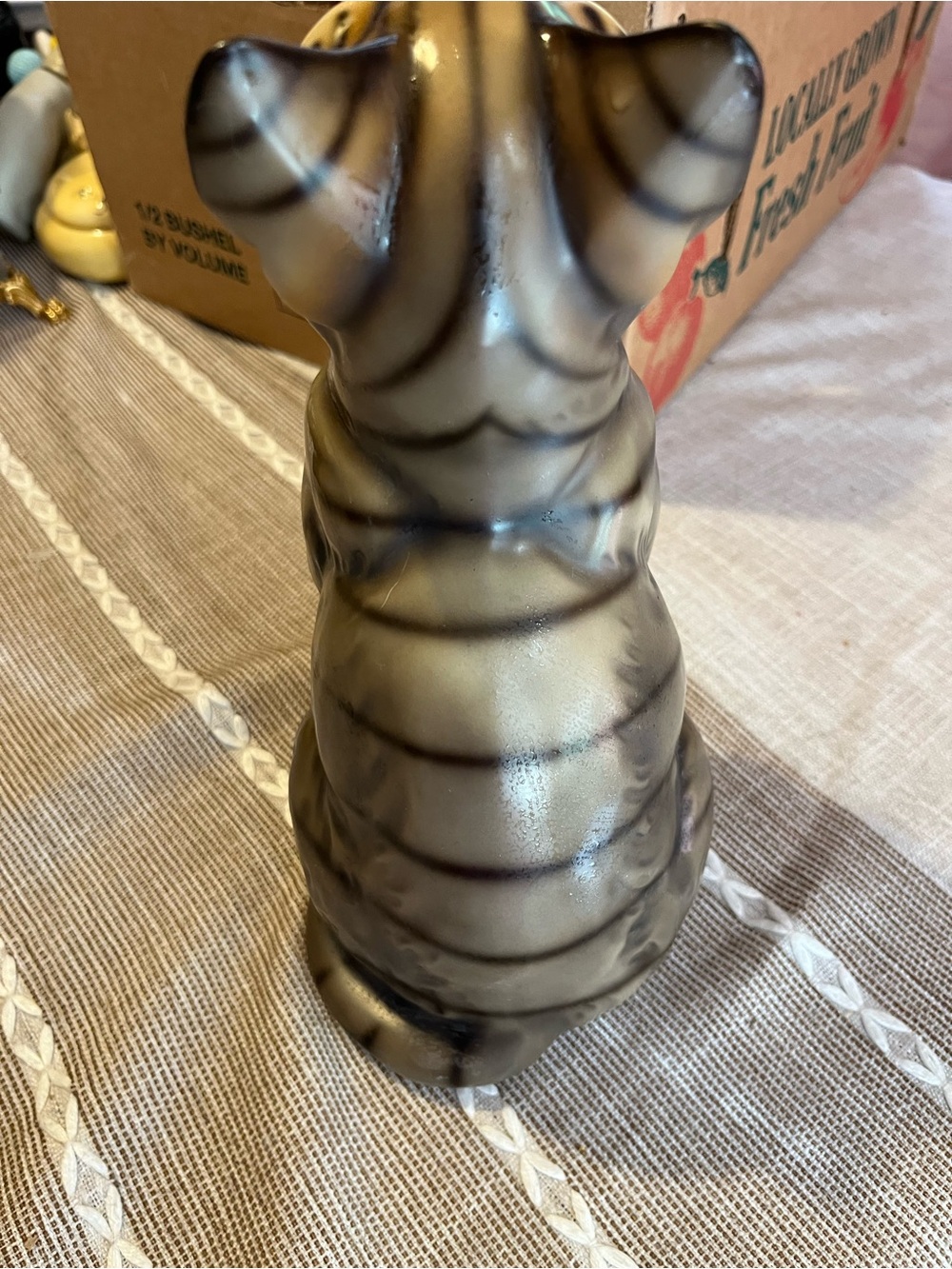 Vintage-Harvey Knox  Tabby Cat Figurine - Brown/Beige Decorative Pet Statue - Picture 4 of 7